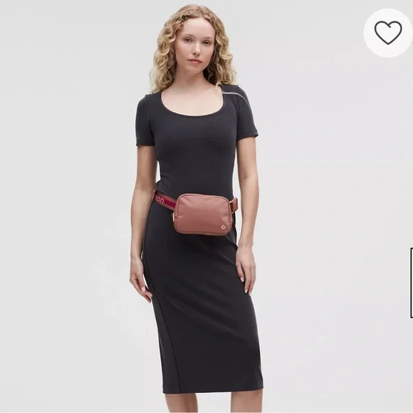 Lululemon Everywhere Belt Bag 1L in Spiced Chai/Magenta Smoke/Pink Haze - Picture 9 of 9